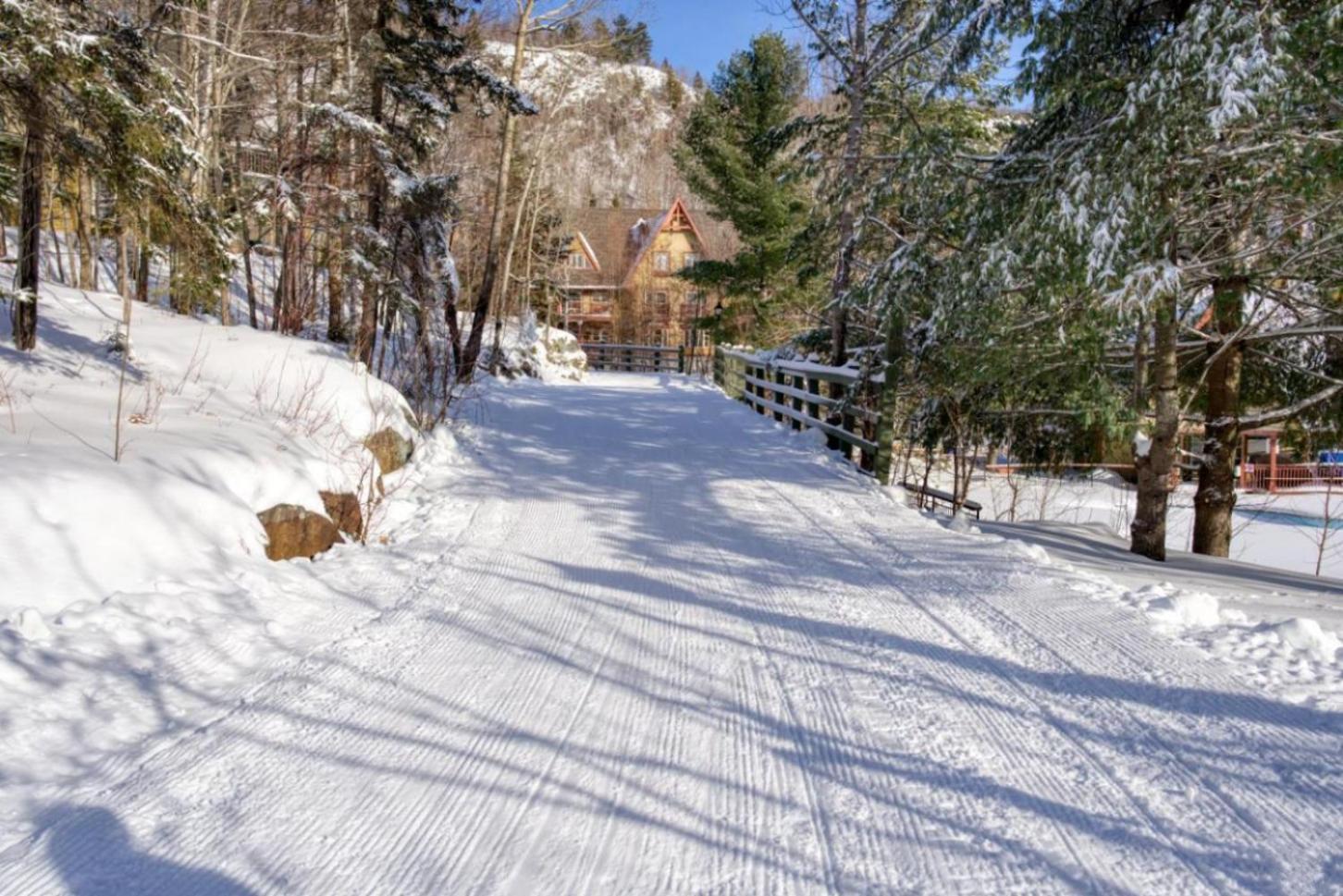 Le Plateau East By Tremblant Vacations Apartment Mont-Tremblant Ngoại thất bức ảnh