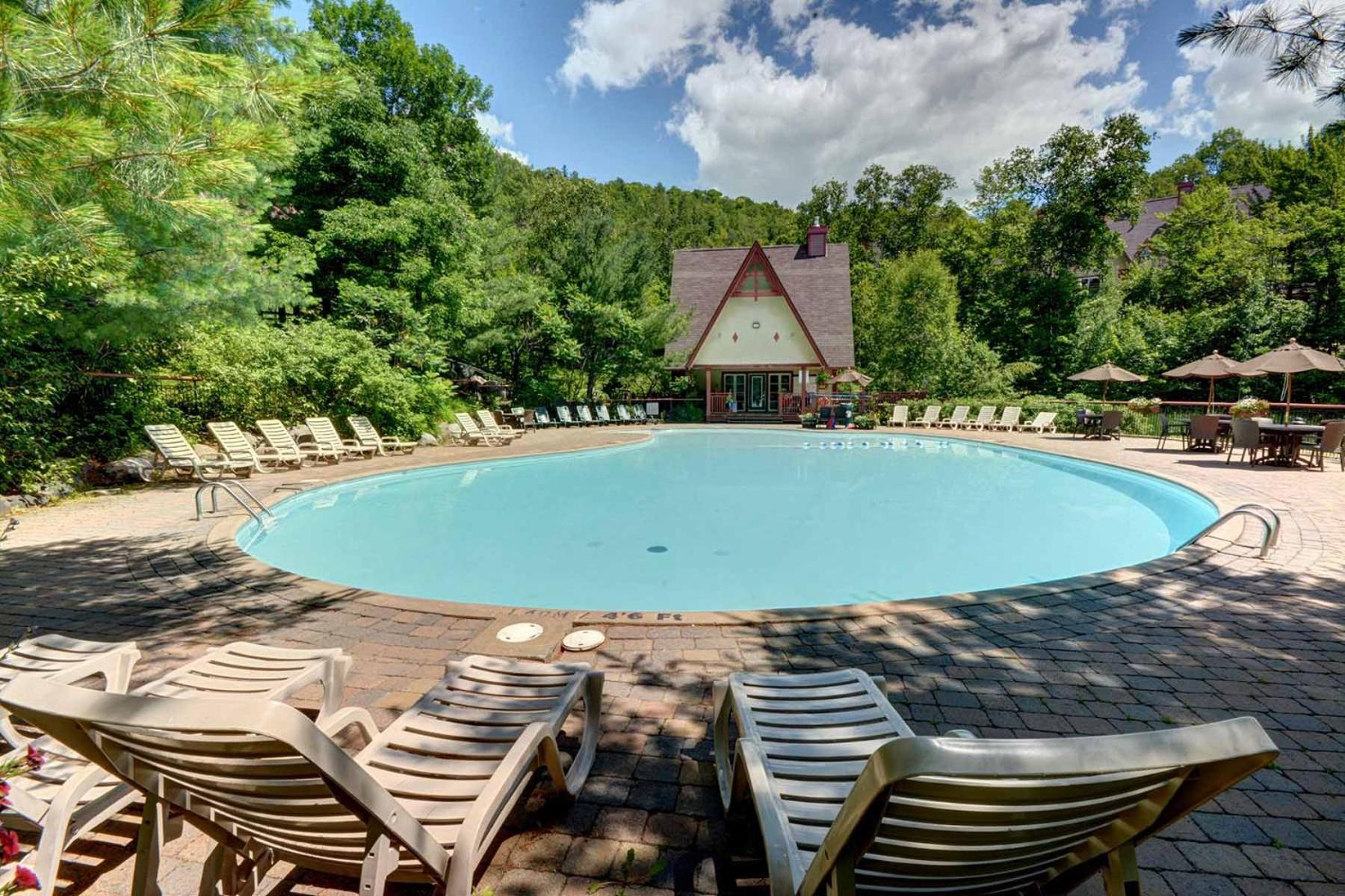 Le Plateau East By Tremblant Vacations Apartment Mont-Tremblant Ngoại thất bức ảnh